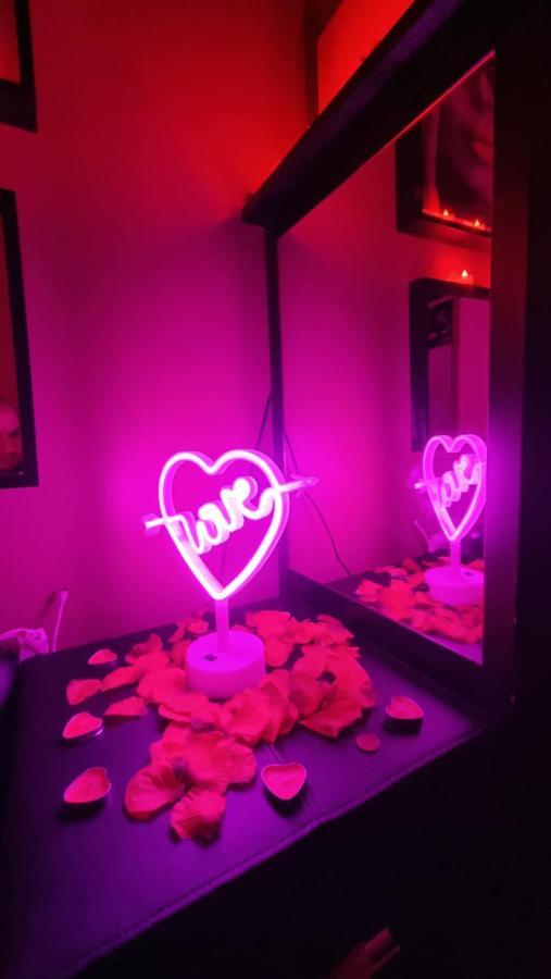 Love Room Sexy Love Cosy Lib Proche Centre Gare A Pied Aulnay-sous-Bois Exterior photo